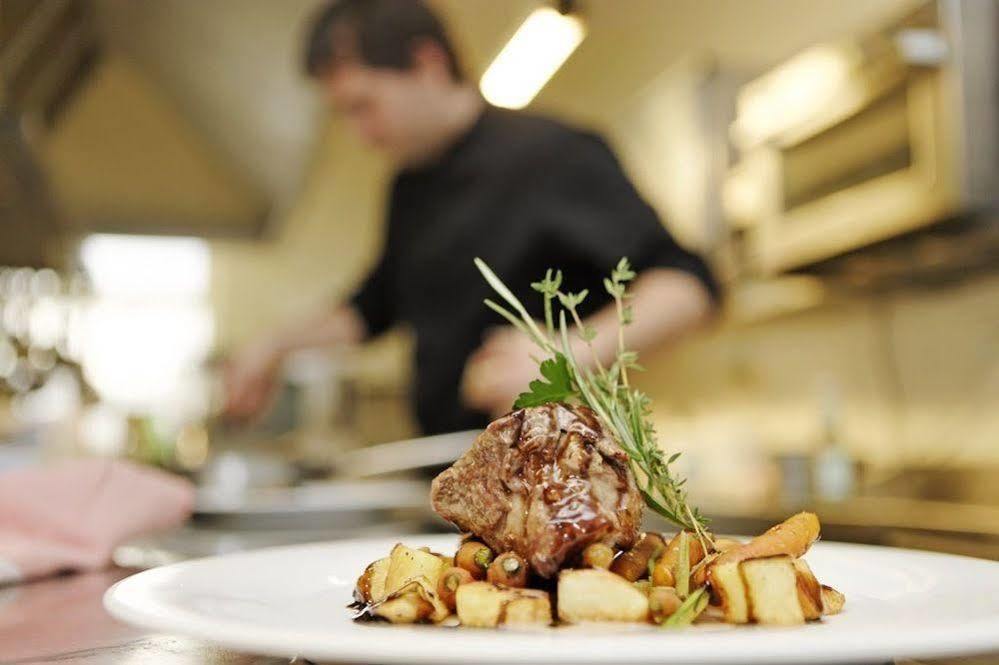 Hotel Krone - Eat, Drink, Stay Brixen Exterior foto